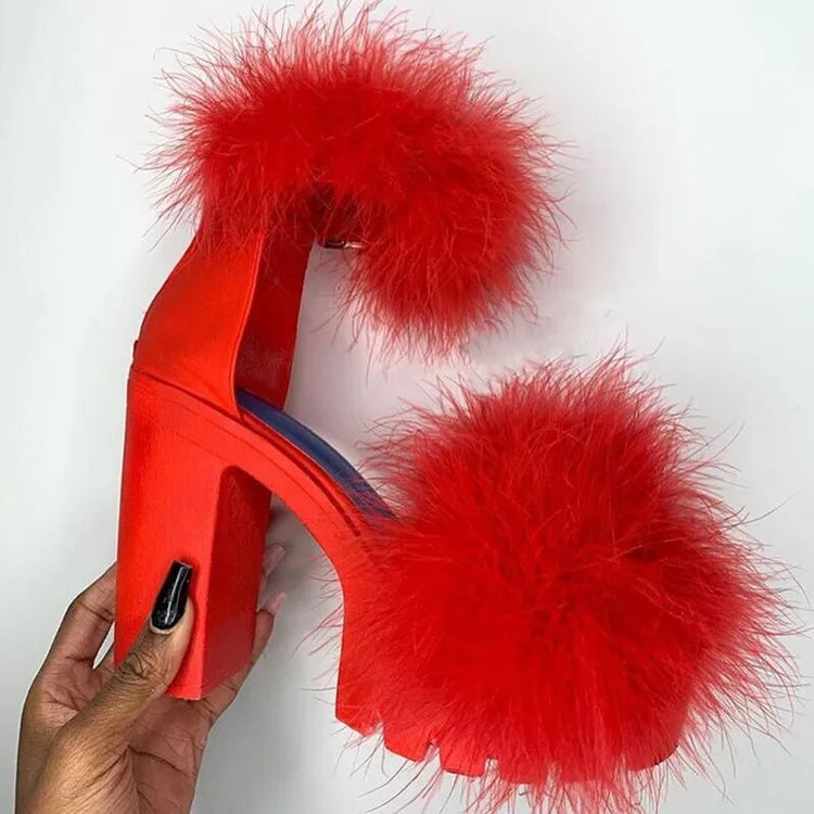 Explosive Women's Sandals 2021 New Fur Buckle with Thick High Heels Waterproof Platform Large Size Women's Sandals