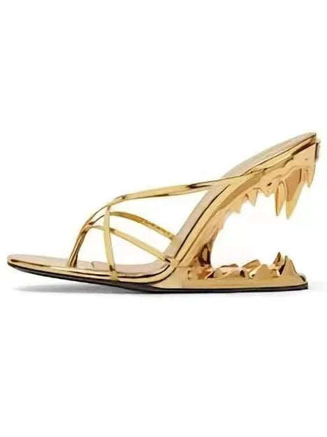 Round Toe Clip Toe Hollowed Out tiger Tooth Heel Wedge slippers with New Woven Thin Strap Combination Super High Heel Flip Flops