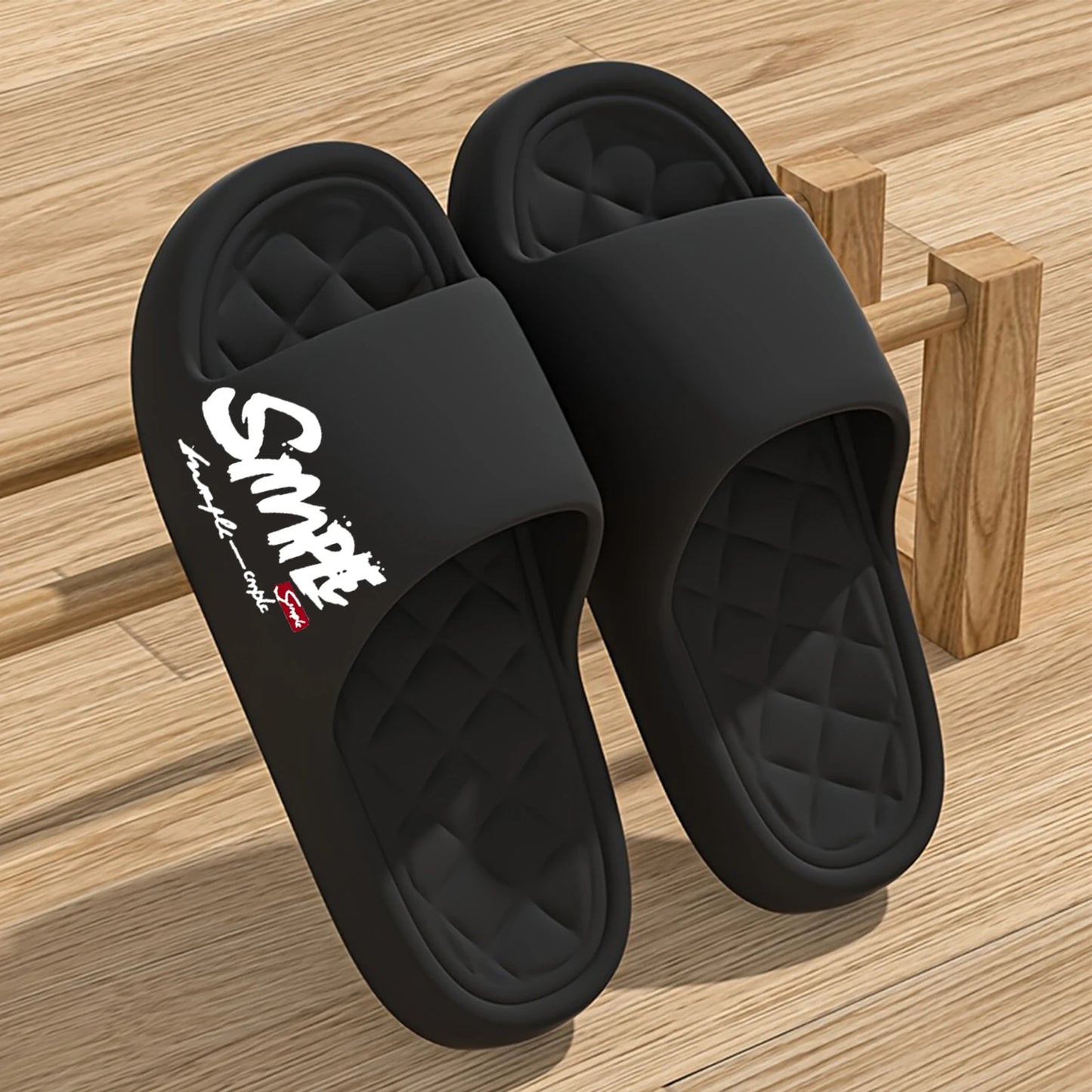 Four-Season Men's Fashion Slippers, Waterproof, Non-Slip, Casual, Soft, Breathable Bathroom Slippers, Suitable for Bathroom, Swimming, Indoor Use
