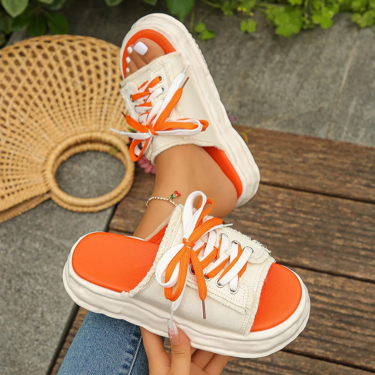 Women Slippers 2024 New Summer Fashion Flats Platform Shoes Casual Lace Up Sandals Designer Flip Flops Zapatos De Mujer Slides